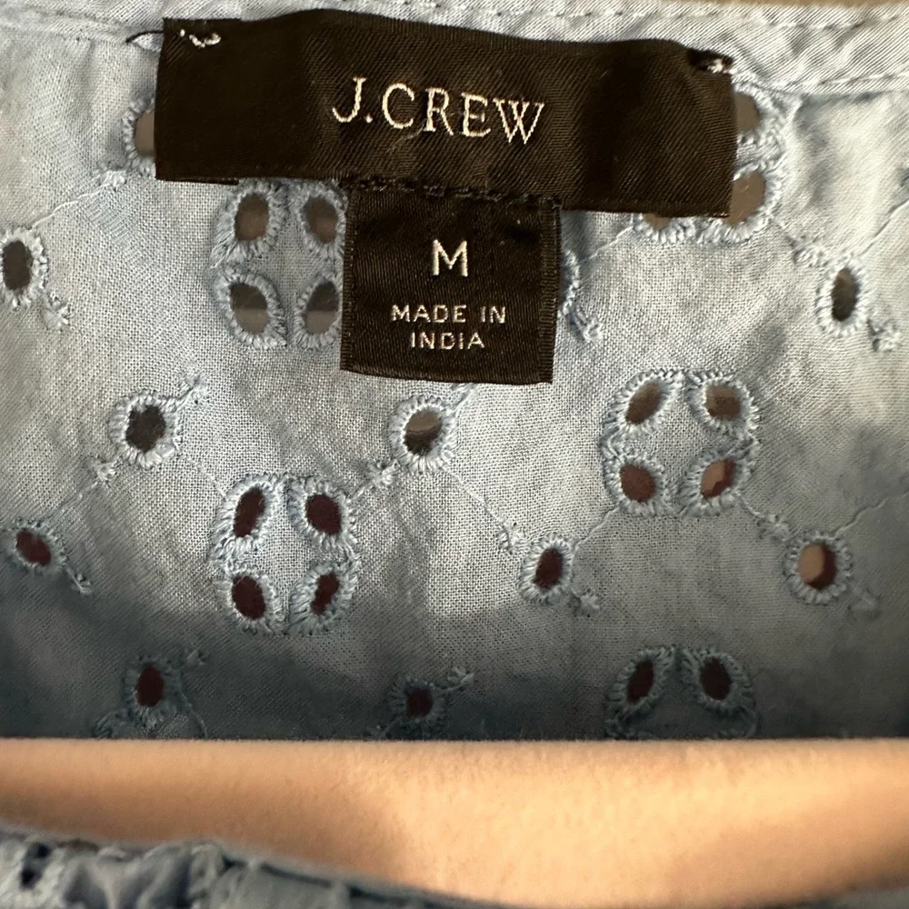J. Crew Button Front Cropped Eyelet Top Blouse Hydrangea Blue size Medium - Picture 10 of 15